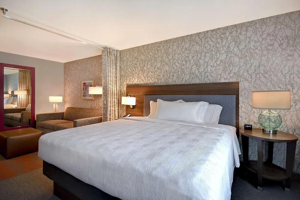 Hampton Inn & Suites Las Vegas Convention Center - No Resort Fee Hotel