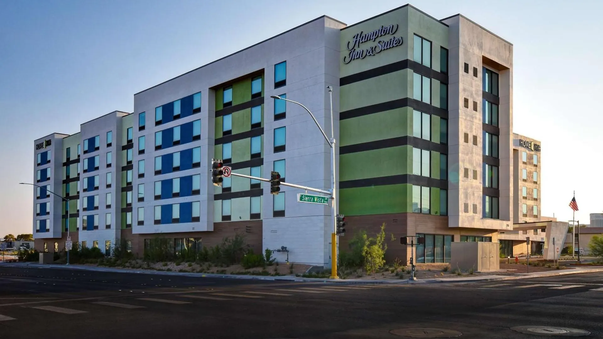 *** Hotel Hampton Inn & Suites Las Vegas Convention Center - No Resort Fee Stati Uniti