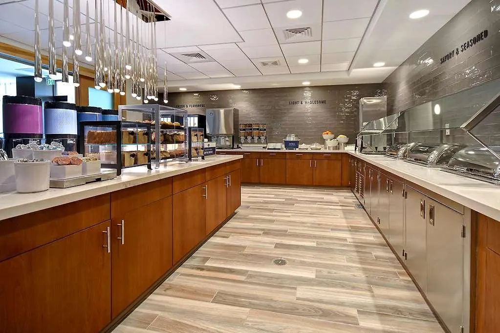 Hampton Inn & Suites Las Vegas Convention Center - No Resort Fee