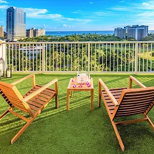 hotel-la-croix-waikiki.hotelsinhawaii.org/