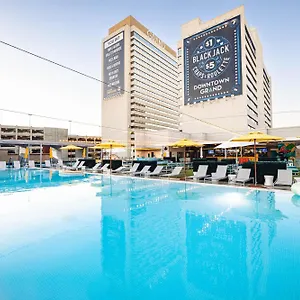 Downtown Grand & Casino *** Las Vegas
