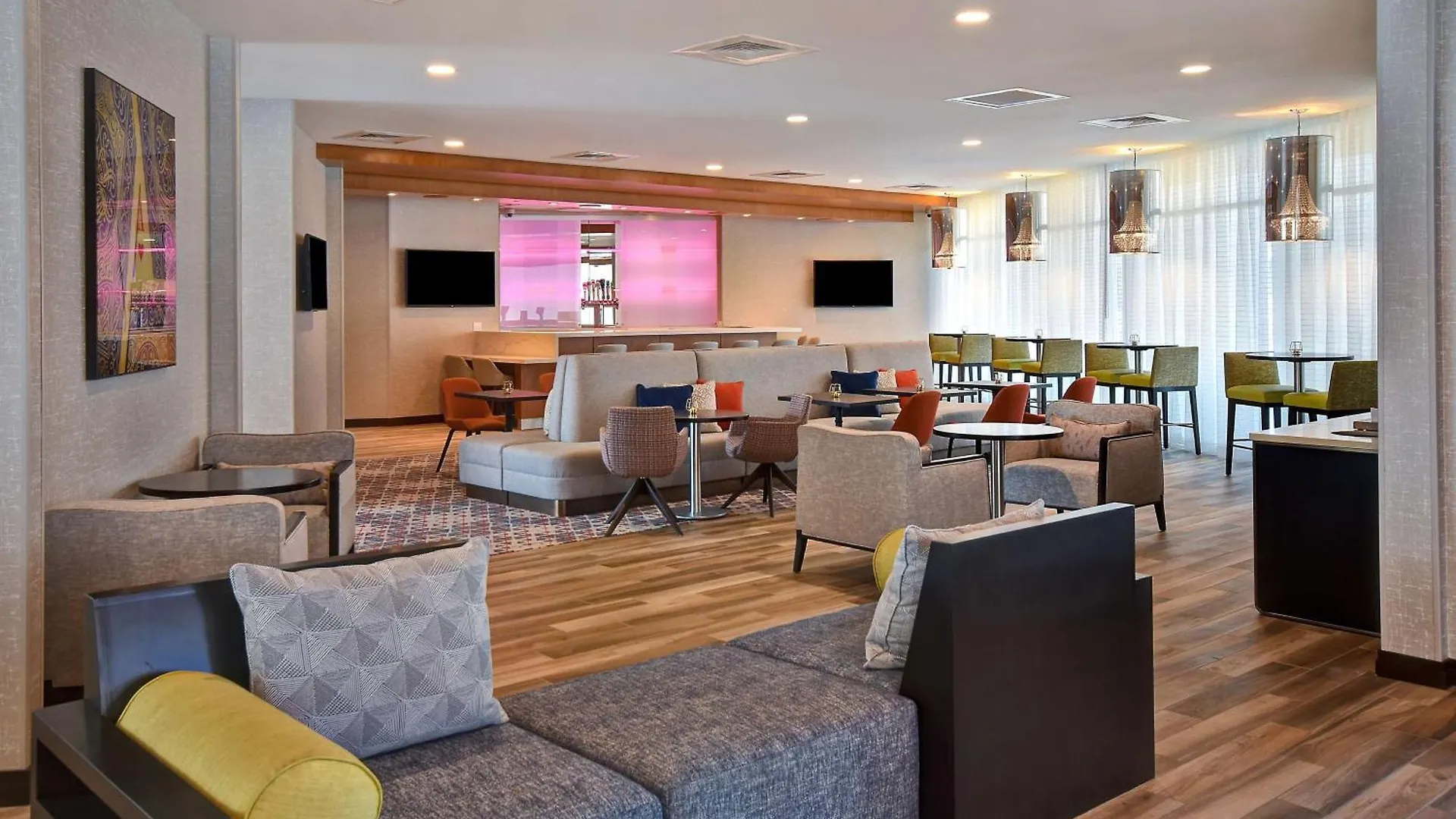 Hotel Hampton Inn & Suites Las Vegas Convention Center - No Resort Fee